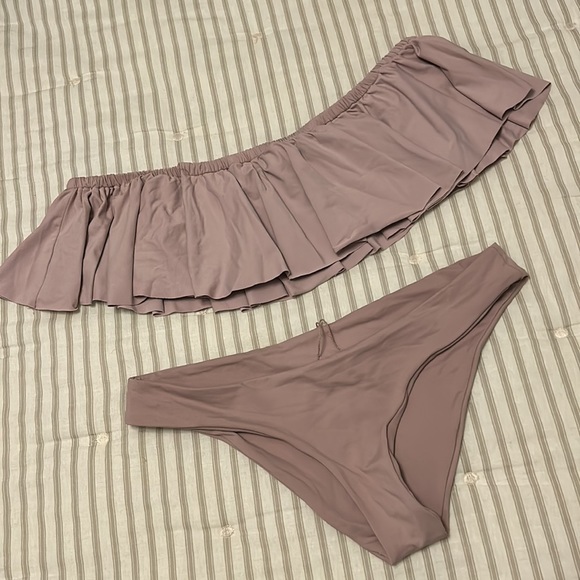 L Space Hey Girl bikini top and bottom - Picture 8 of 11